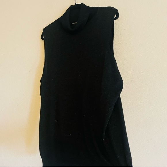 Lane Bryant woman’s sleeveless turtleneck black glitter top size 22/24W stretch - Picture 4 of 8